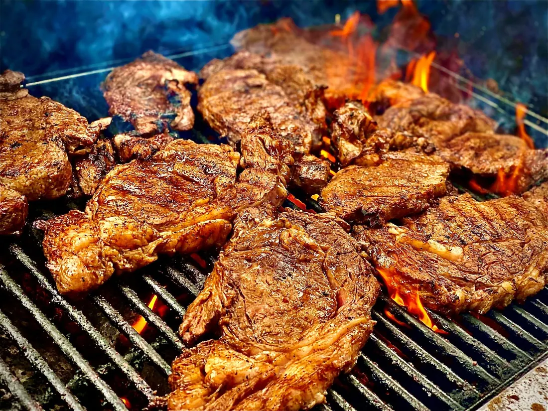 Food & Menus — Main Event Catering
